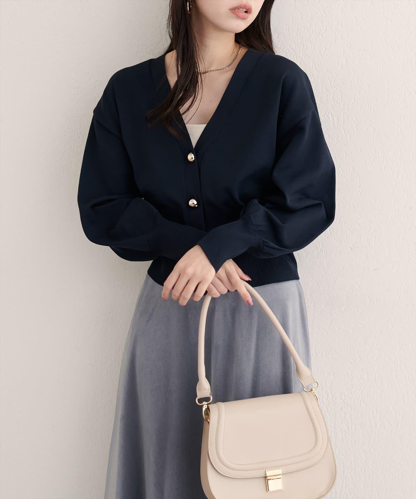 紐扣V領開衫
