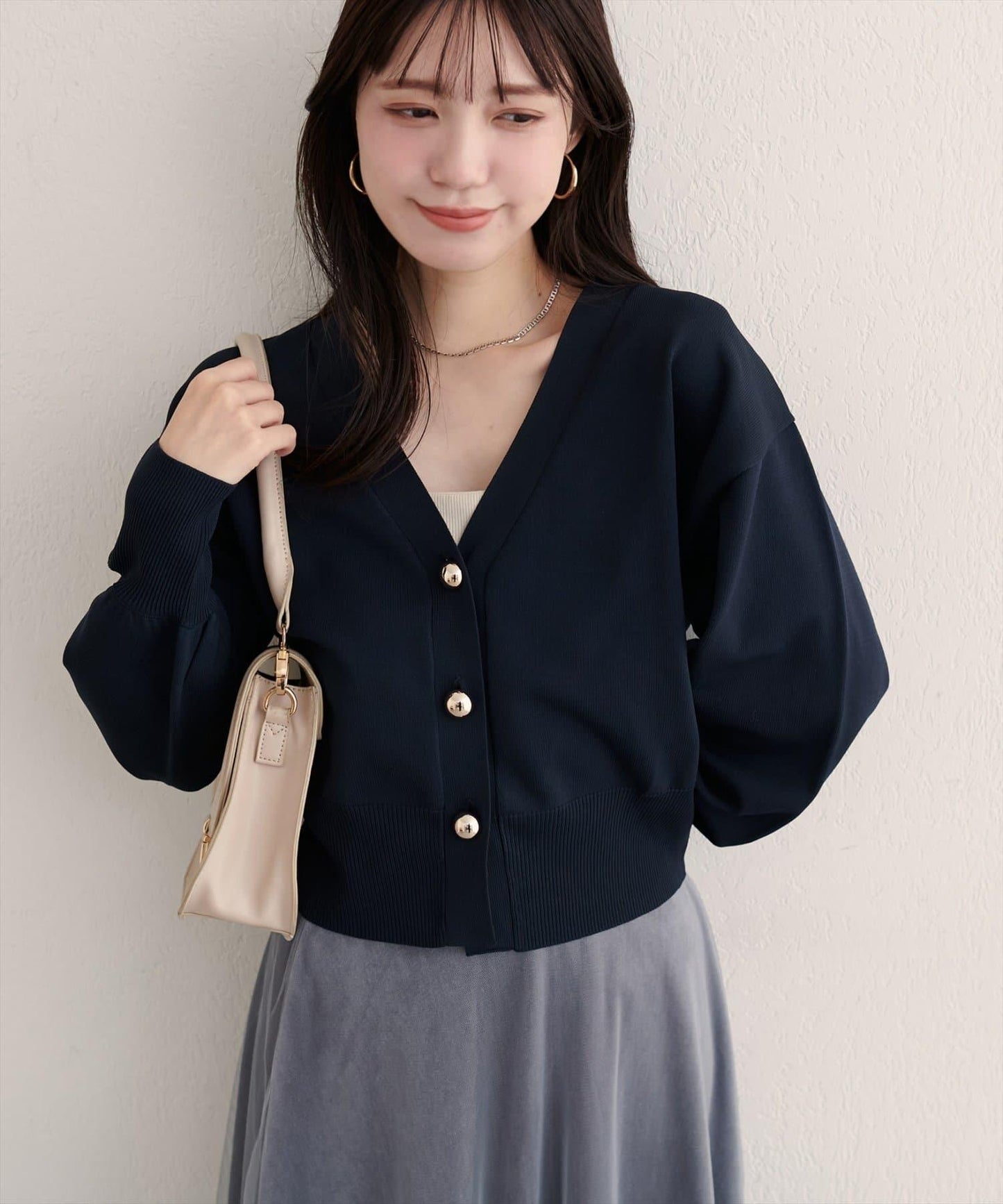 紐扣V領開衫