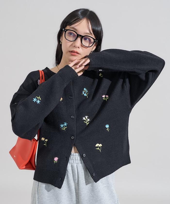 花卉刺繡圓領針織開衫