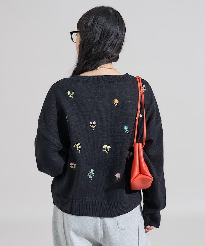 花卉刺繡圓領針織開衫