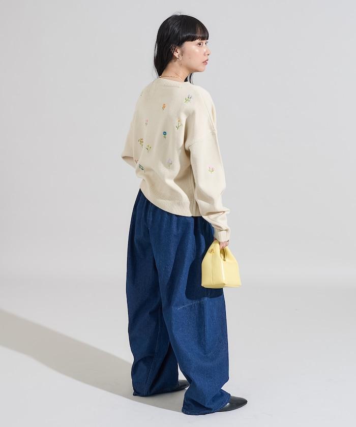 花卉刺繡圓領針織開衫