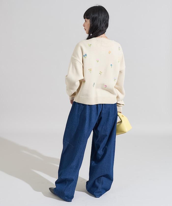 花卉刺繡圓領針織開衫
