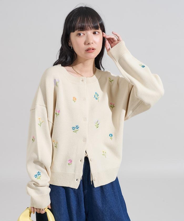 花卉刺繡圓領針織開衫