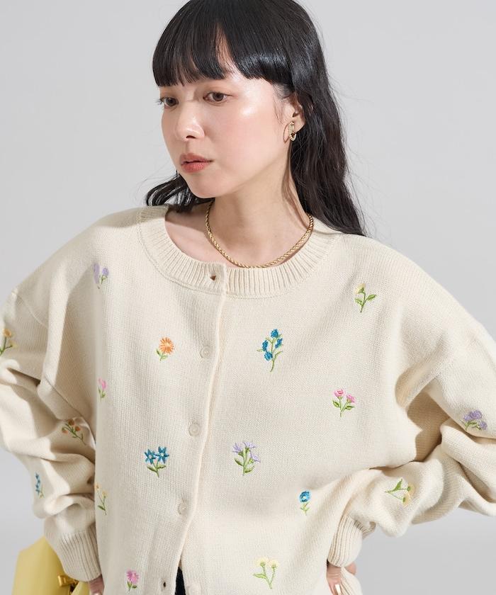 花卉刺繡圓領針織開衫