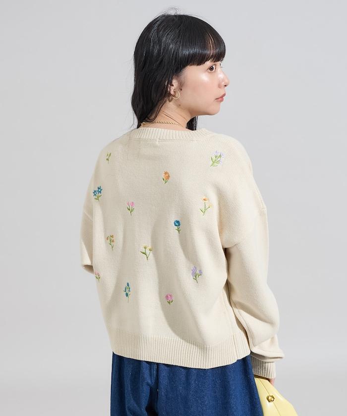 花卉刺繡圓領針織開衫