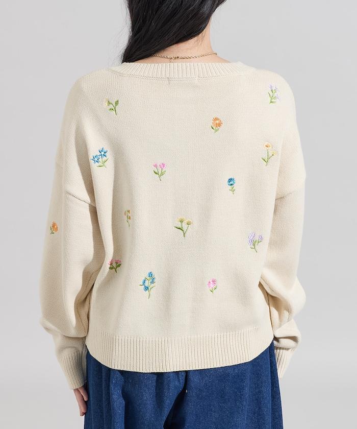 花卉刺繡圓領針織開衫