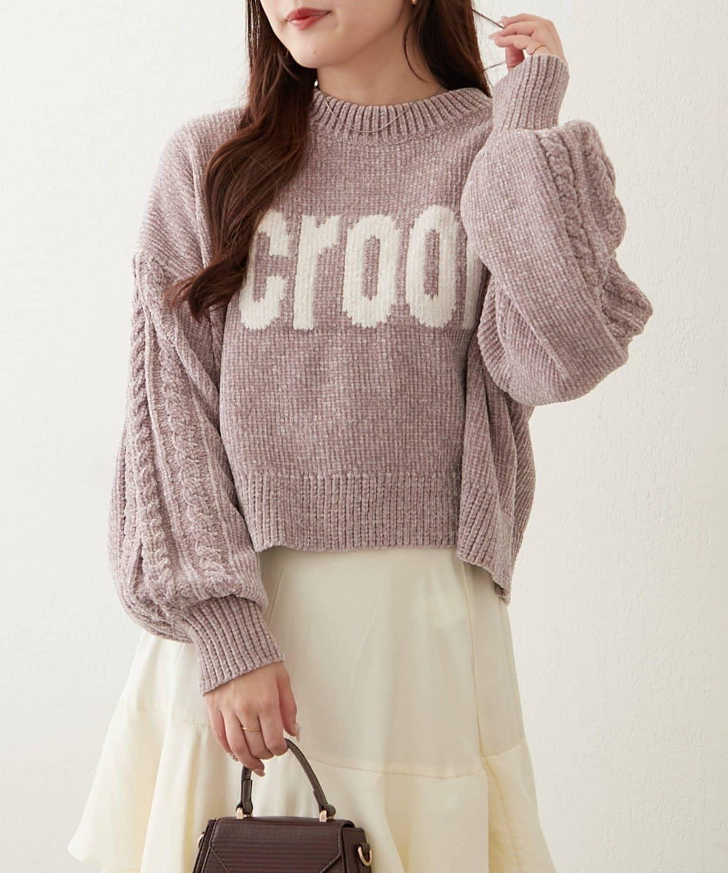 天鵝絨毛線標誌針織衫