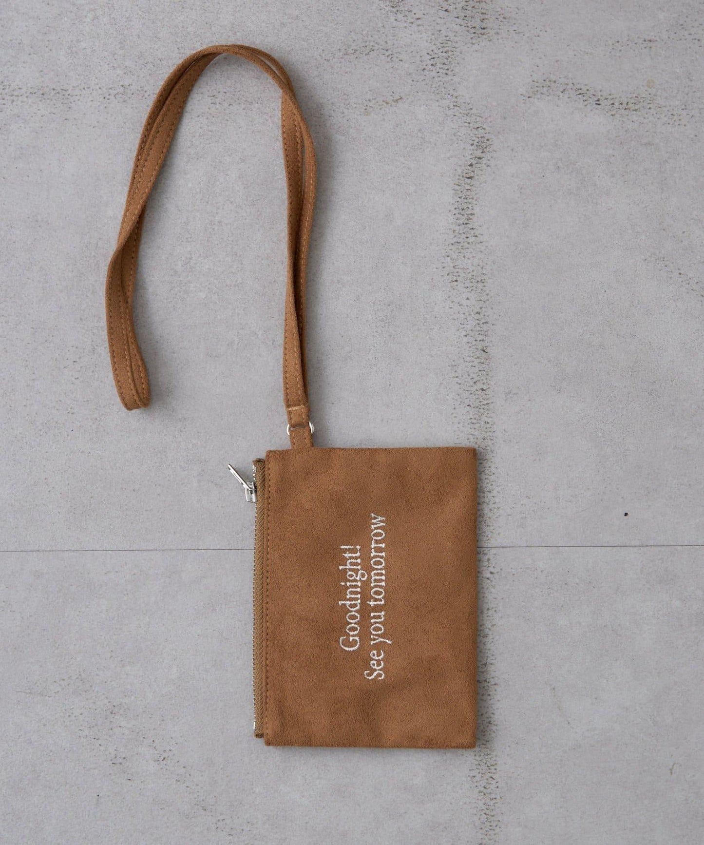 【UNISEX】附化妝包麂皮單肩包