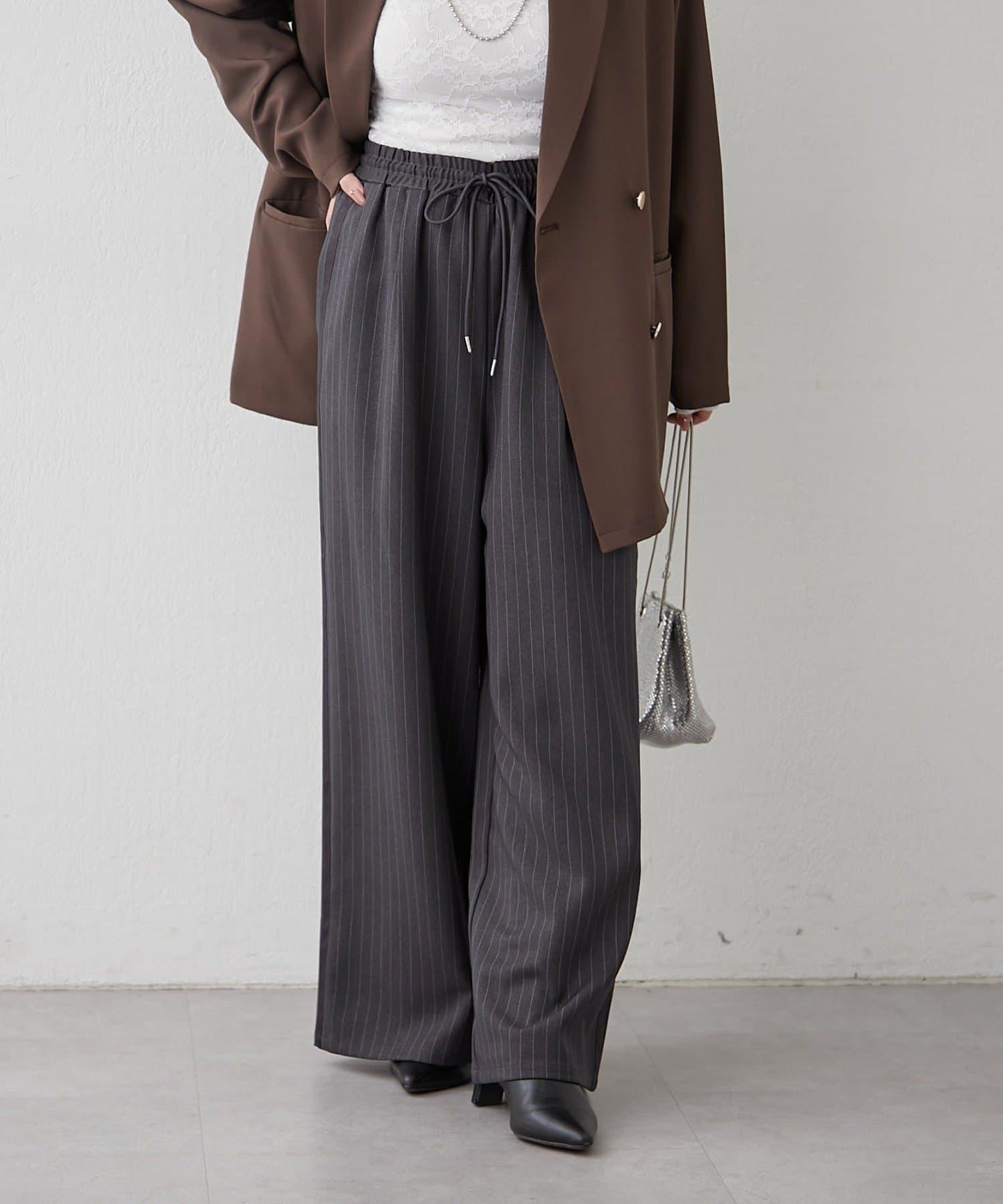 【NUNIFE】細條紋休閒褲