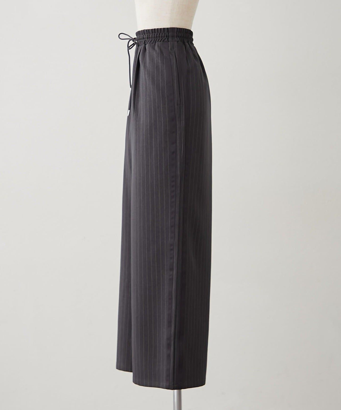 【NUNIFE】細條紋休閒褲