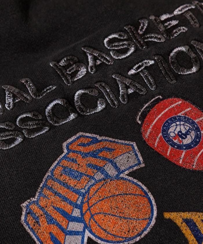 NBA 特別款和風圖案隨機標誌背部印花圓領衛衣