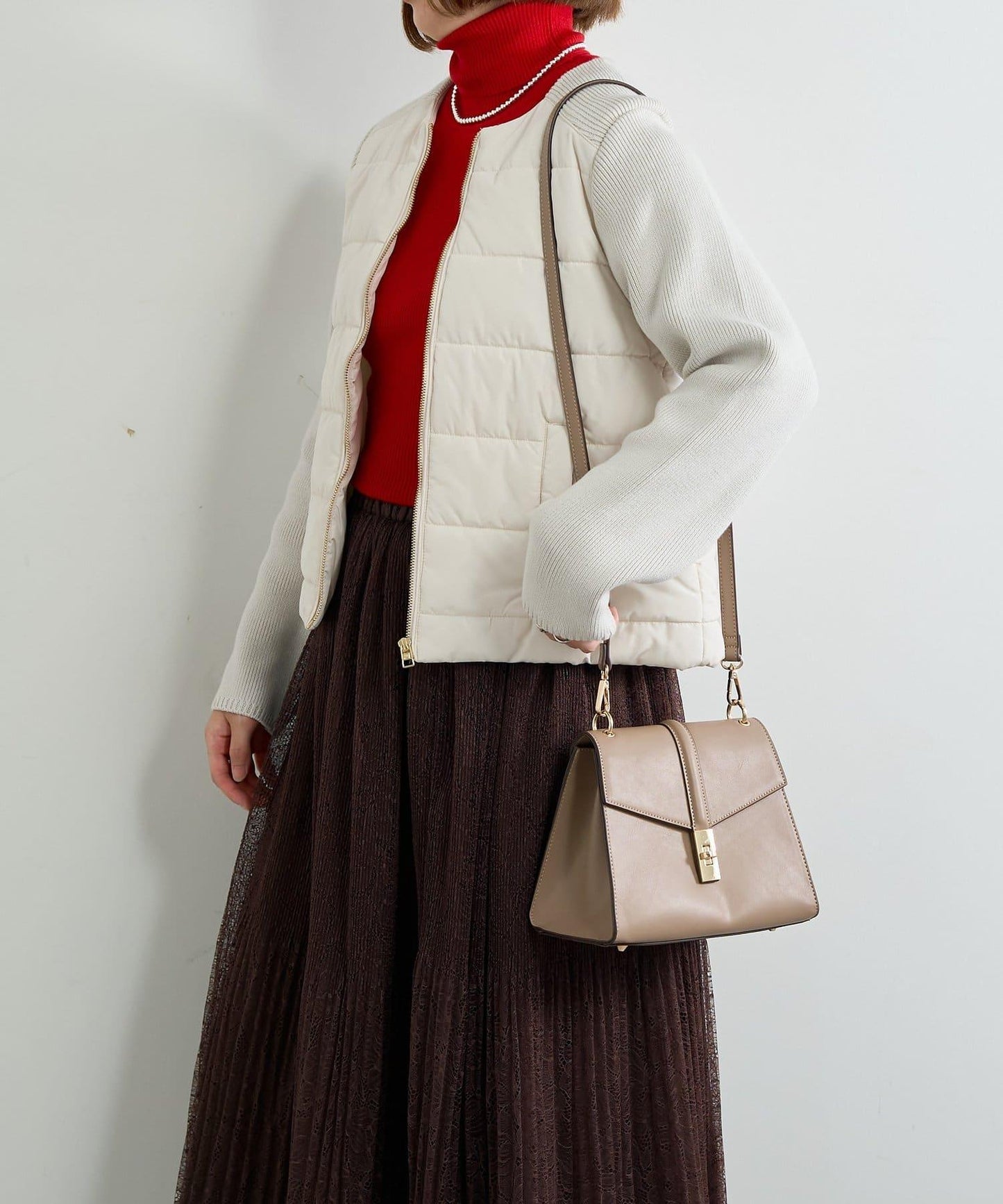 扭扣金屬單手柄波士頓包