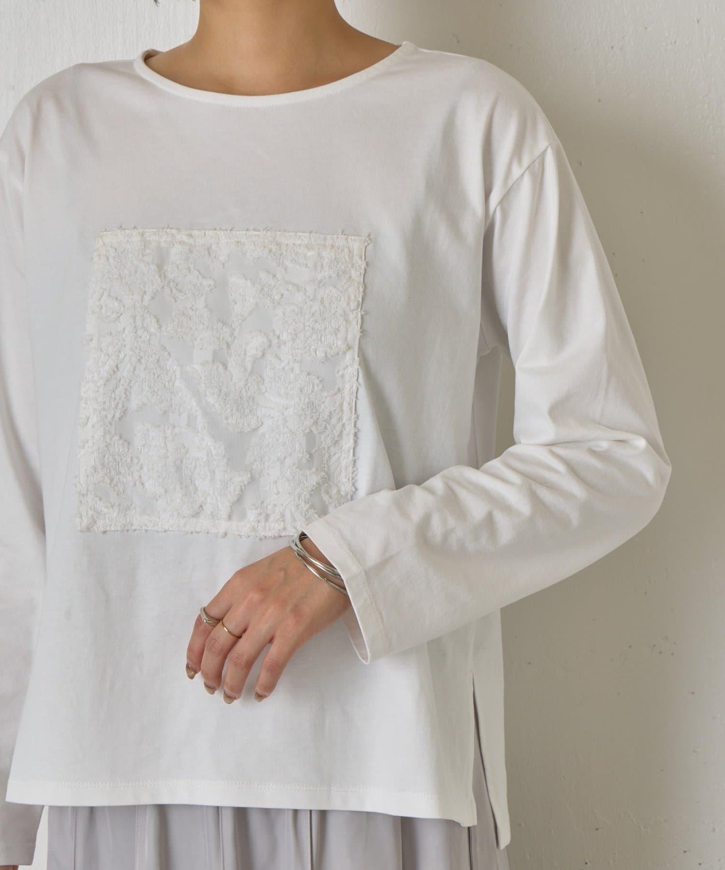 剪裁提花長袖T恤