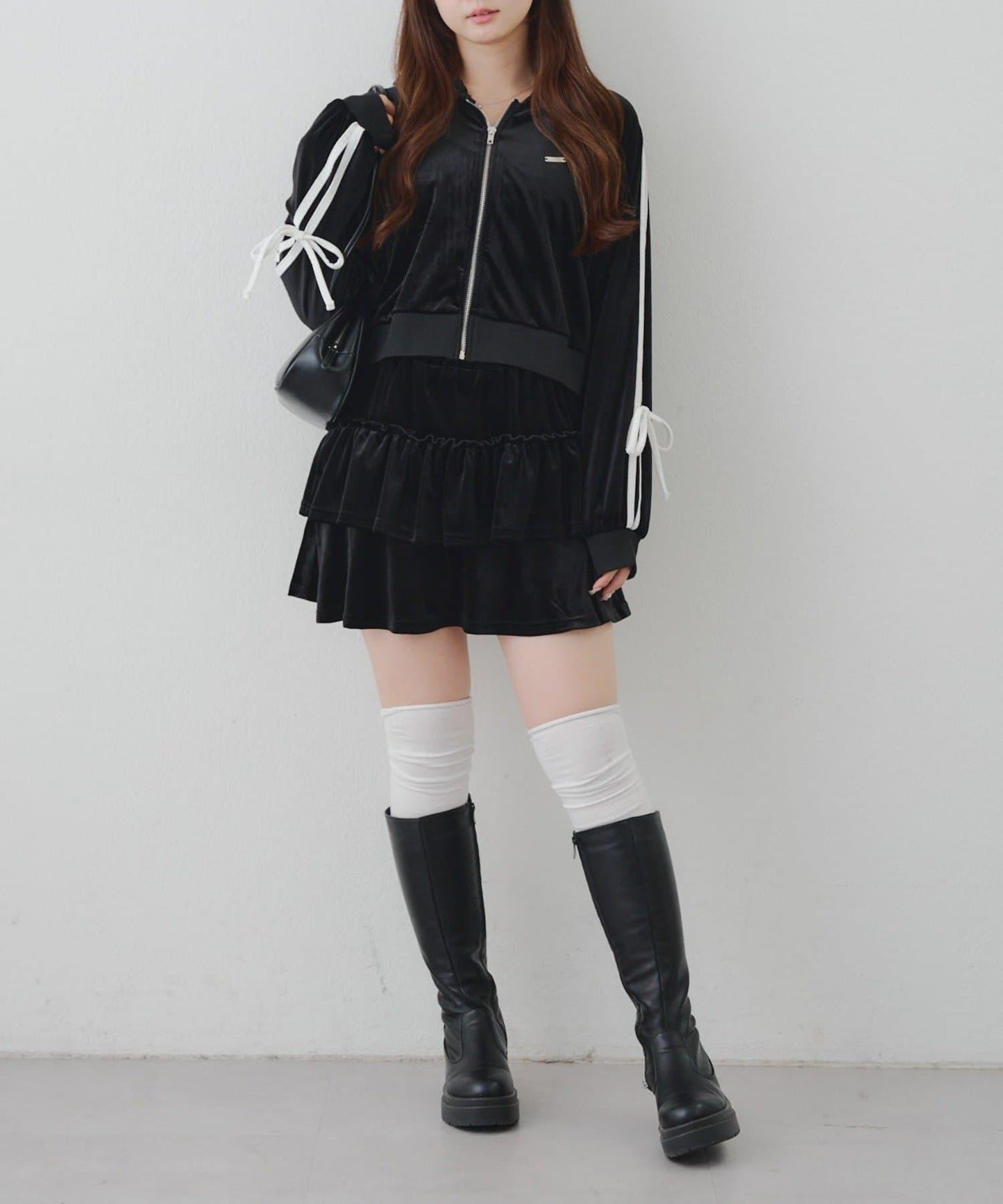 【RMAF】【套裝】袖部蝴蝶結天鵝絨連帽衛衣 & 百褶迷你裙