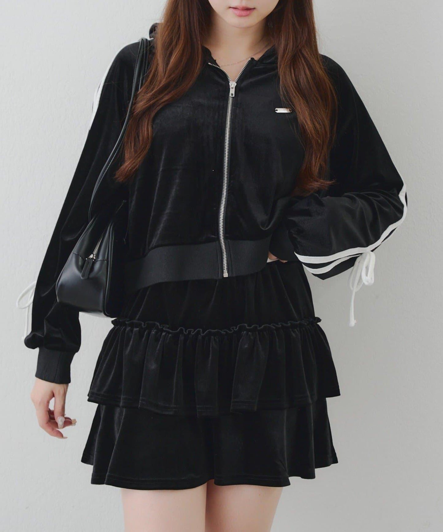 【RMAF】【套裝】袖部蝴蝶結天鵝絨連帽衛衣 & 百褶迷你裙