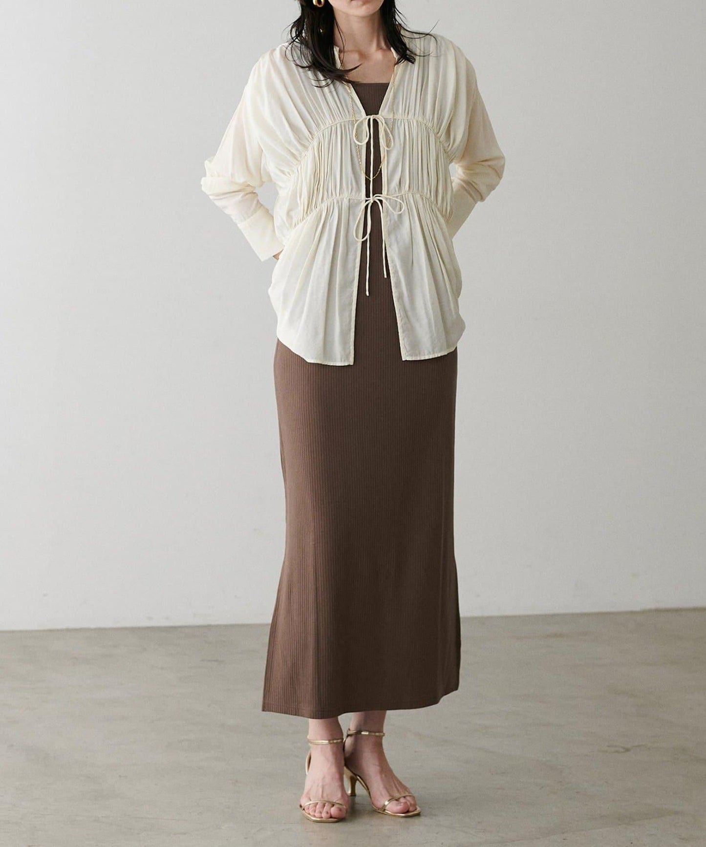 【LARUTA】前後兩穿寬鬆開叉連衣裙