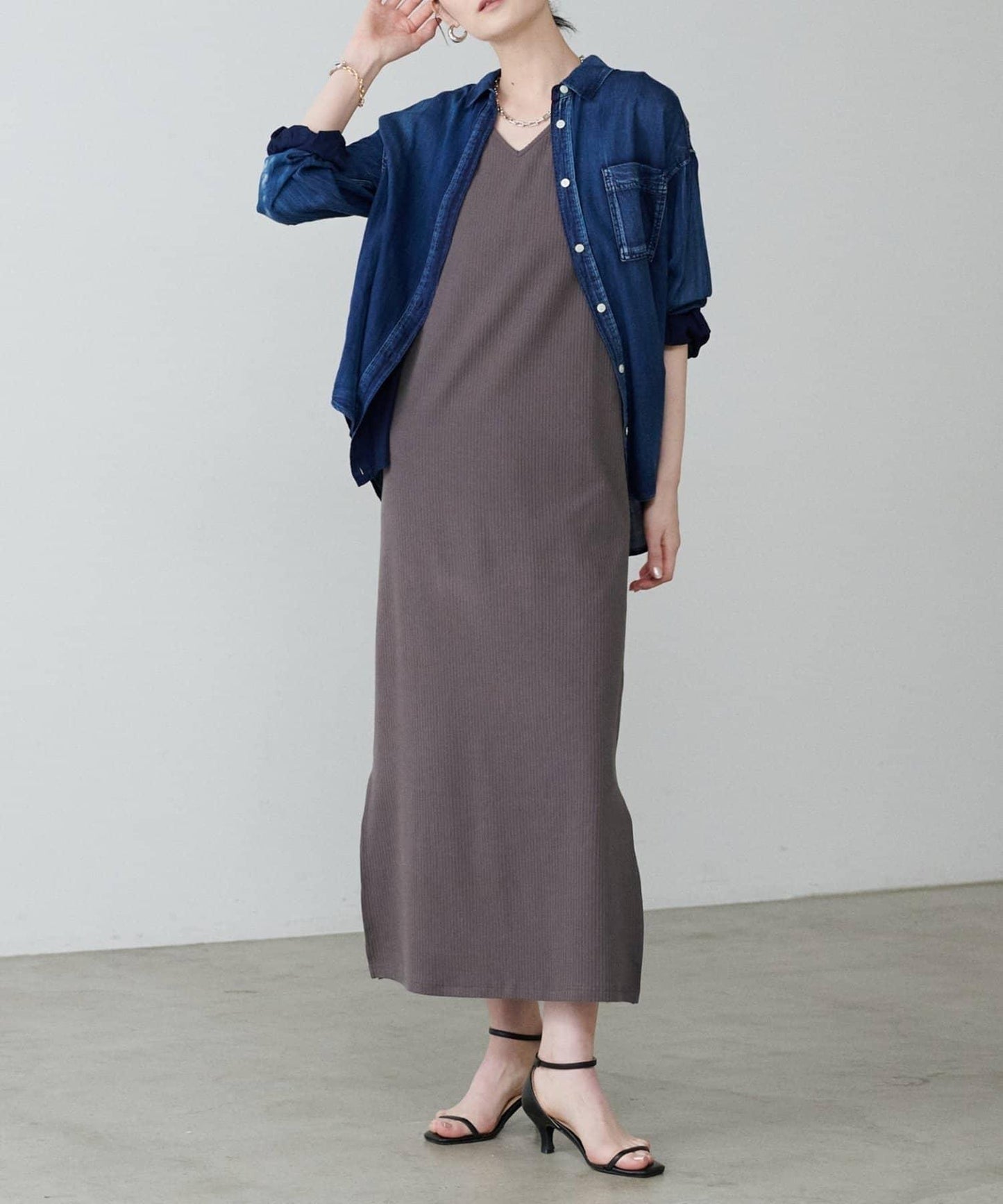 【LARUTA】前後兩穿寬鬆開叉連衣裙