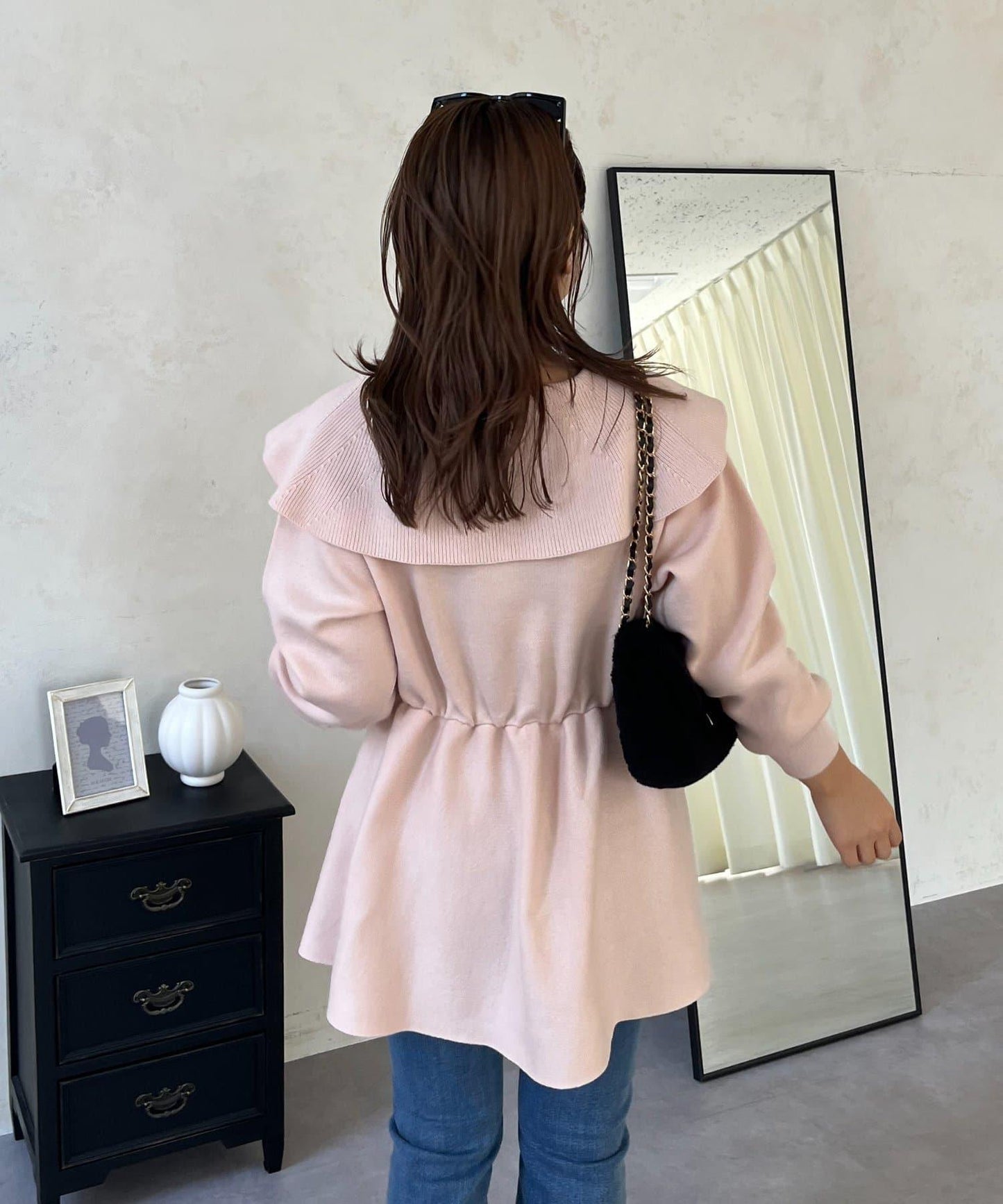 【MOMO】大翻領荷葉邊針織上衣