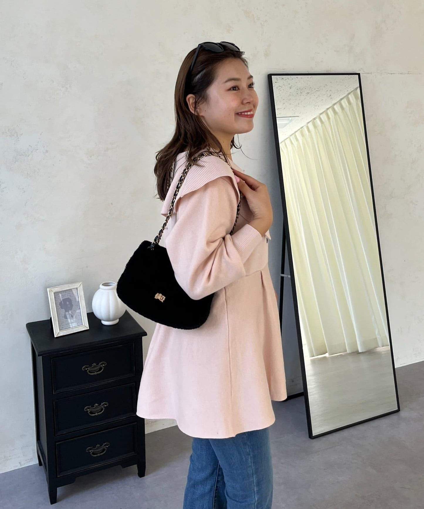 【MOMO】大翻領荷葉邊針織上衣