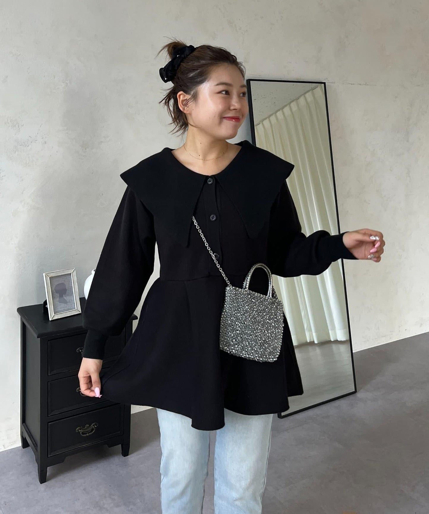 【MOMO】大翻領荷葉邊針織上衣