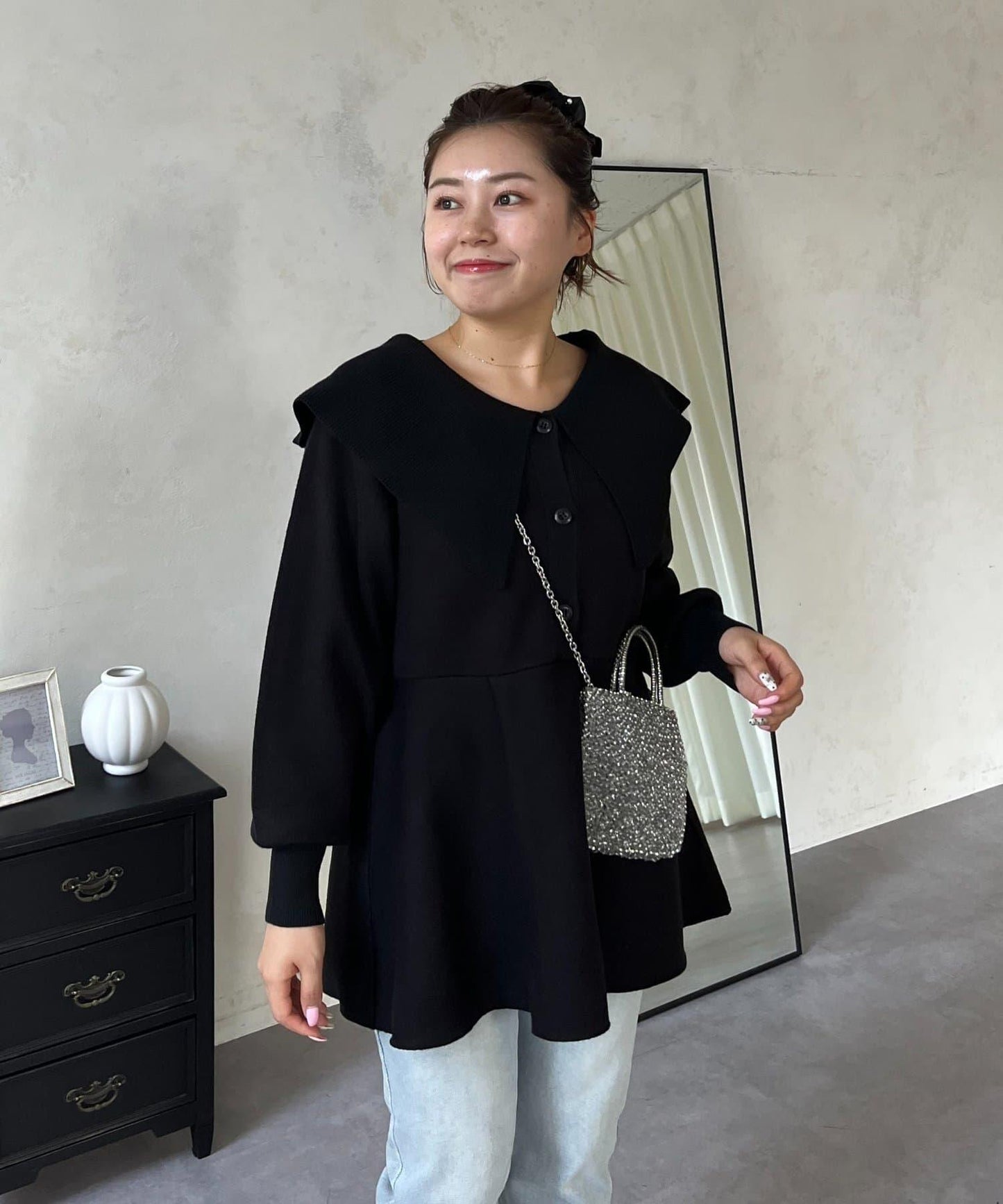 【MOMO】大翻領荷葉邊針織上衣