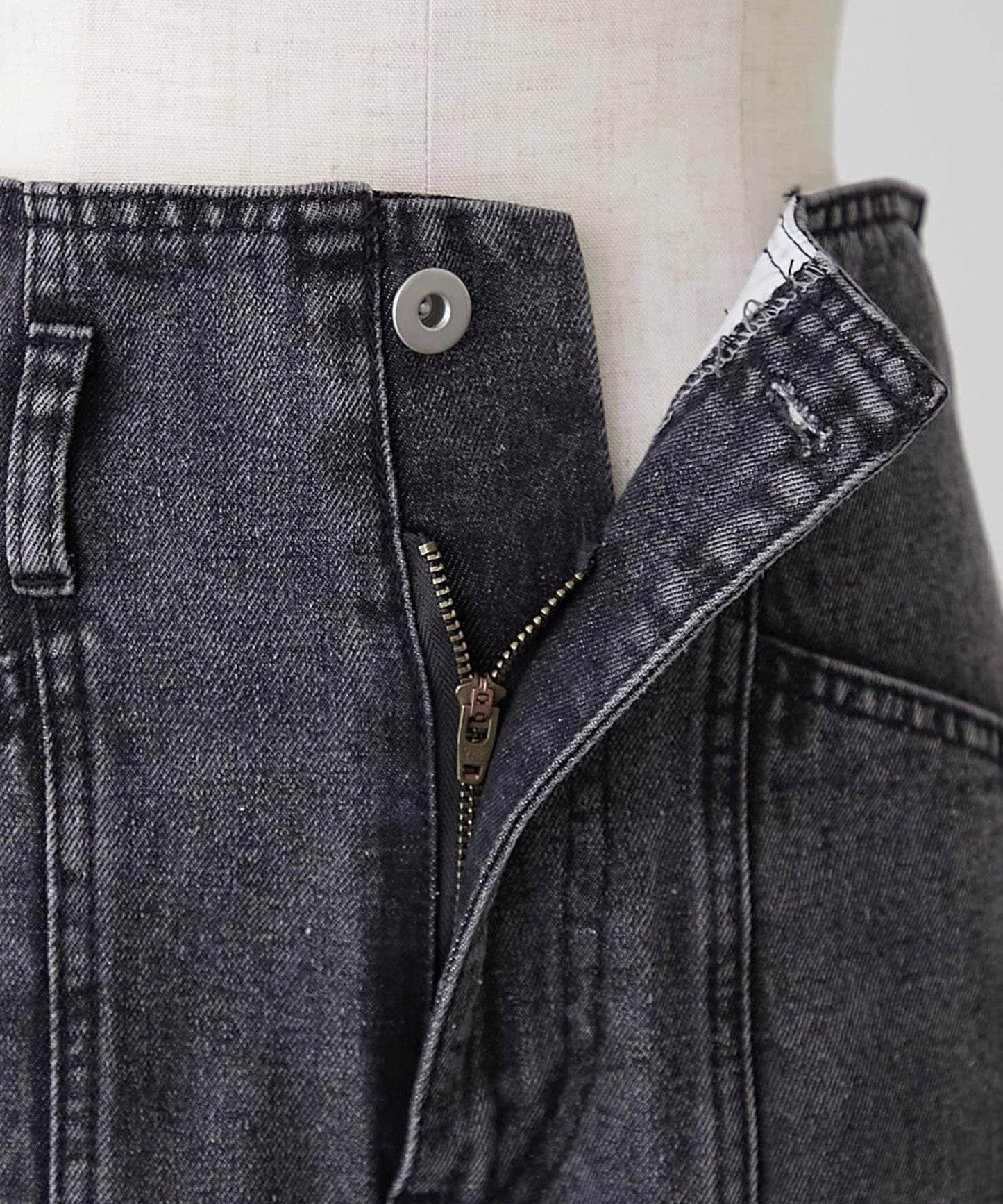 【RMAF】附腰帶短款牛仔褲