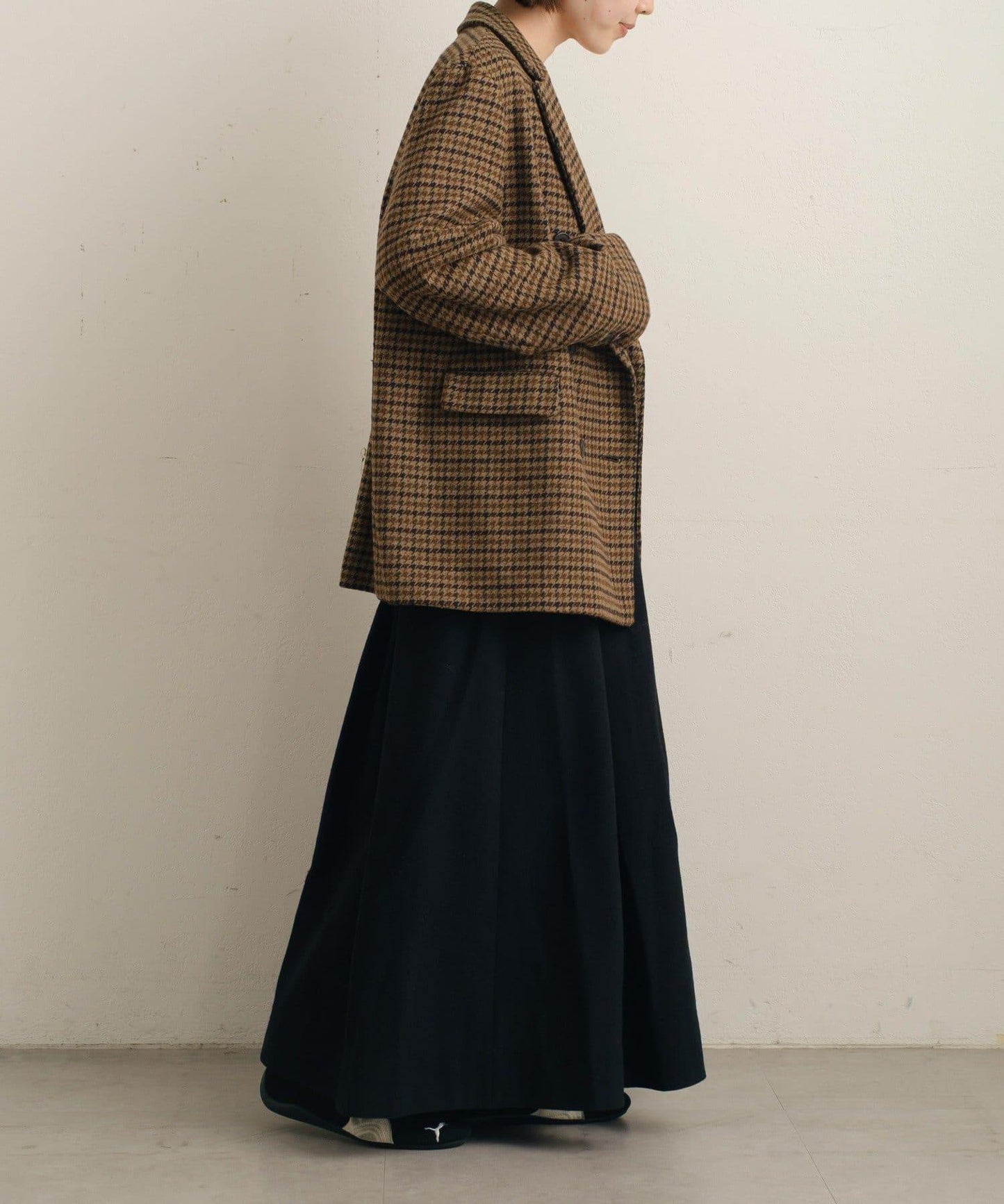 粘合斜紋呢半身裙