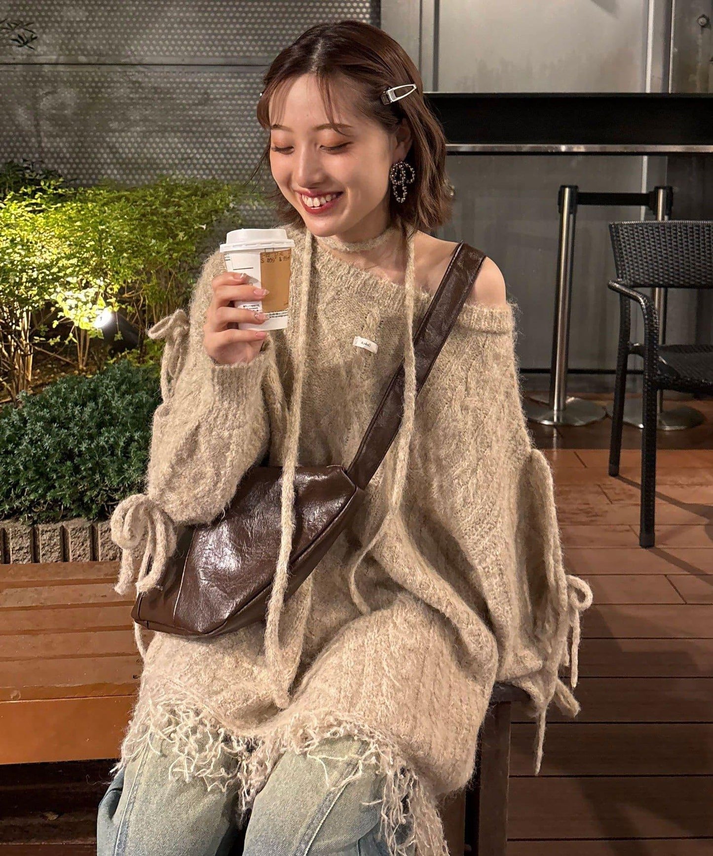 【あやっち(@_acoba_)企畫】麻花編織蝴蝶結流蘇一字肩針織衫