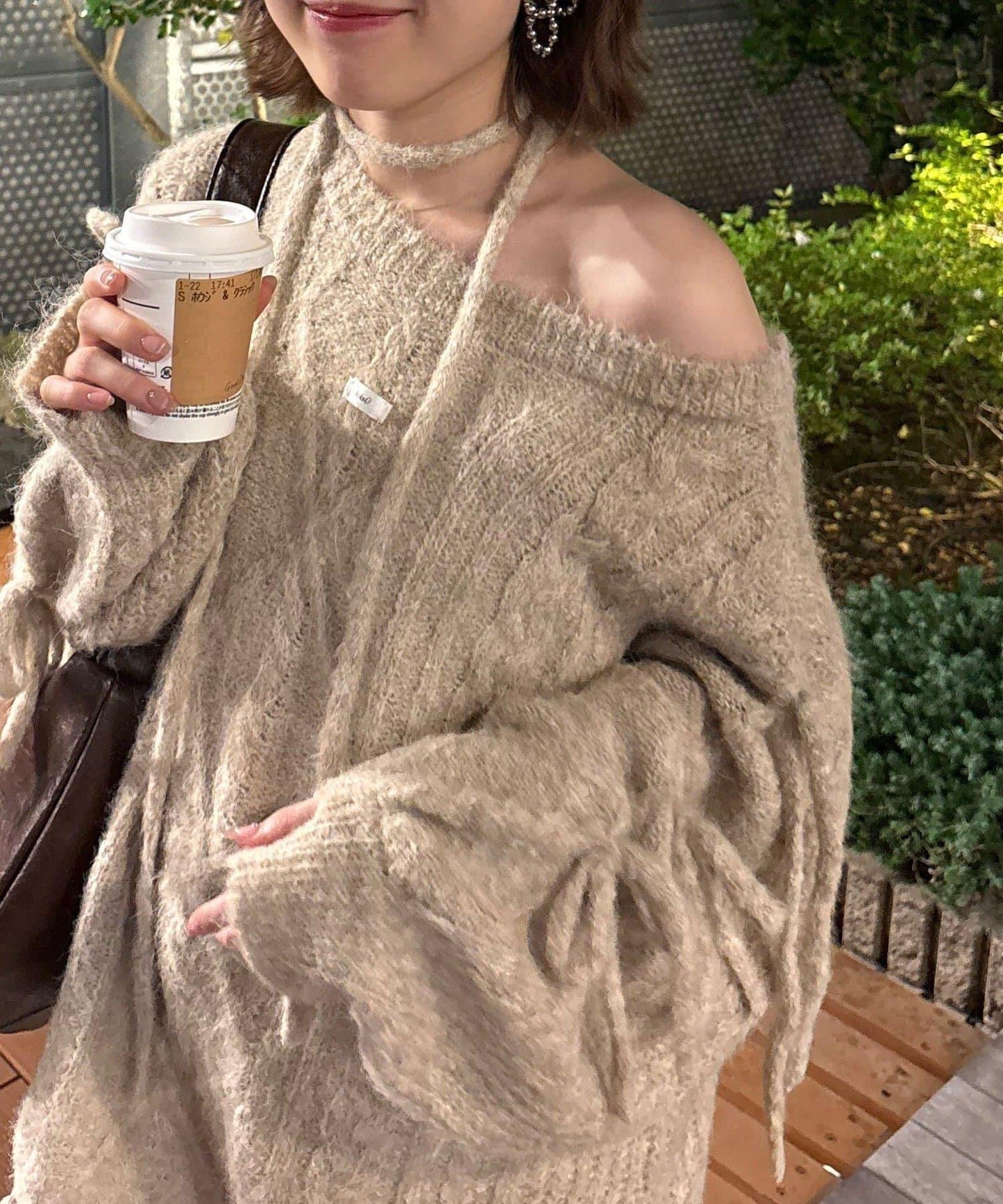 【あやっち(@_acoba_)企畫】麻花編織蝴蝶結流蘇一字肩針織衫