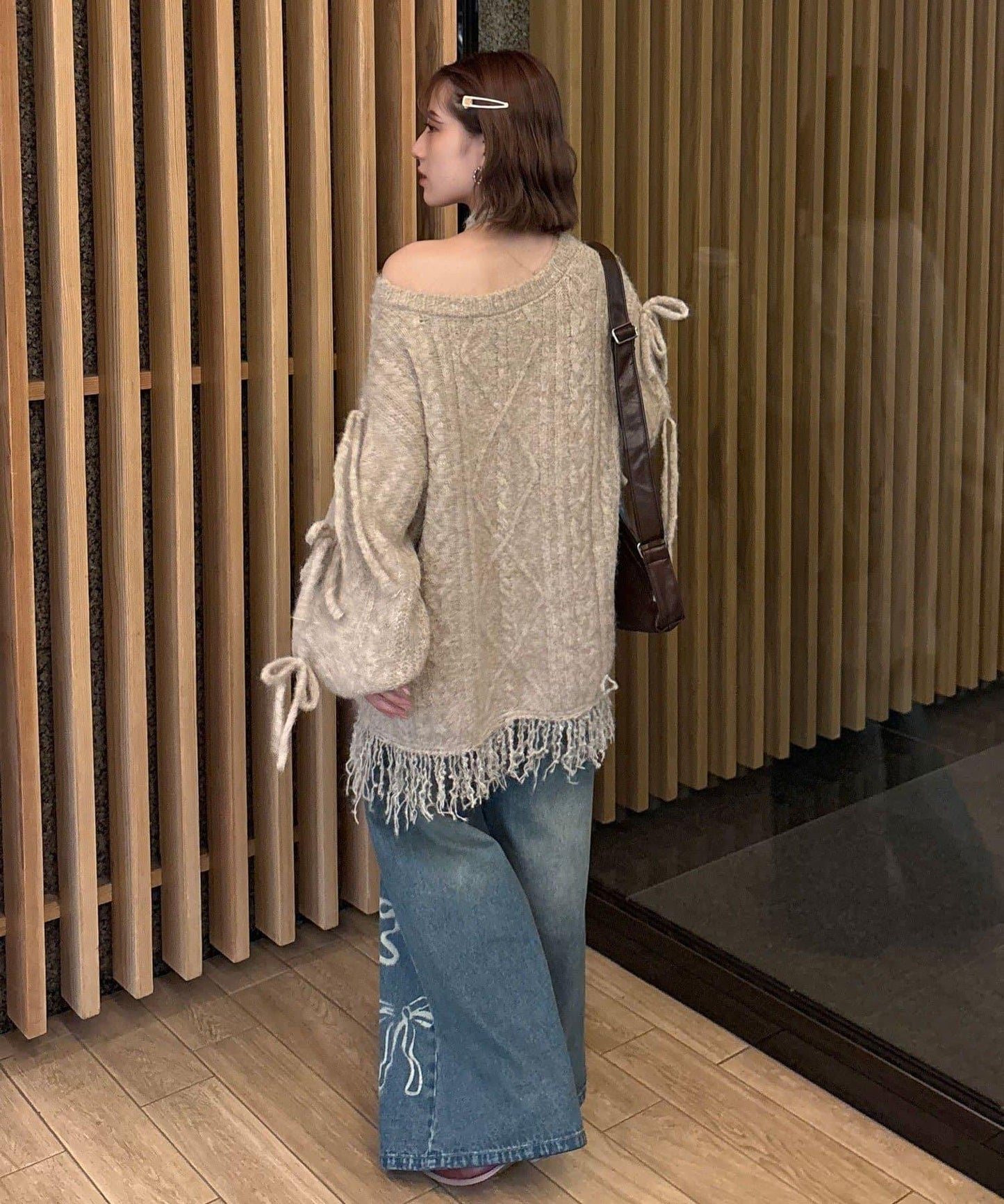 【あやっち(@_acoba_)企畫】麻花編織蝴蝶結流蘇一字肩針織衫