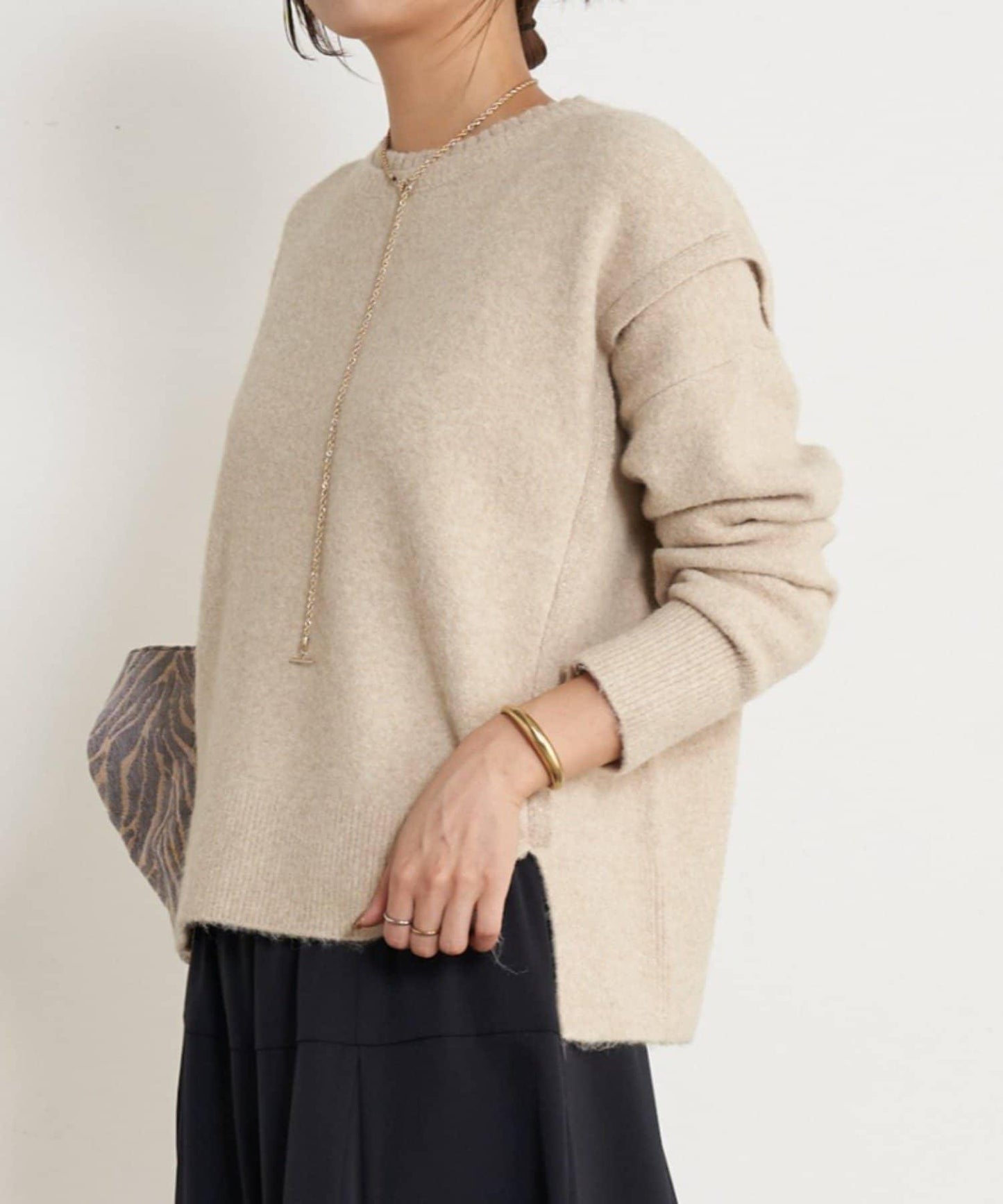 寬鬆不規則針織衫