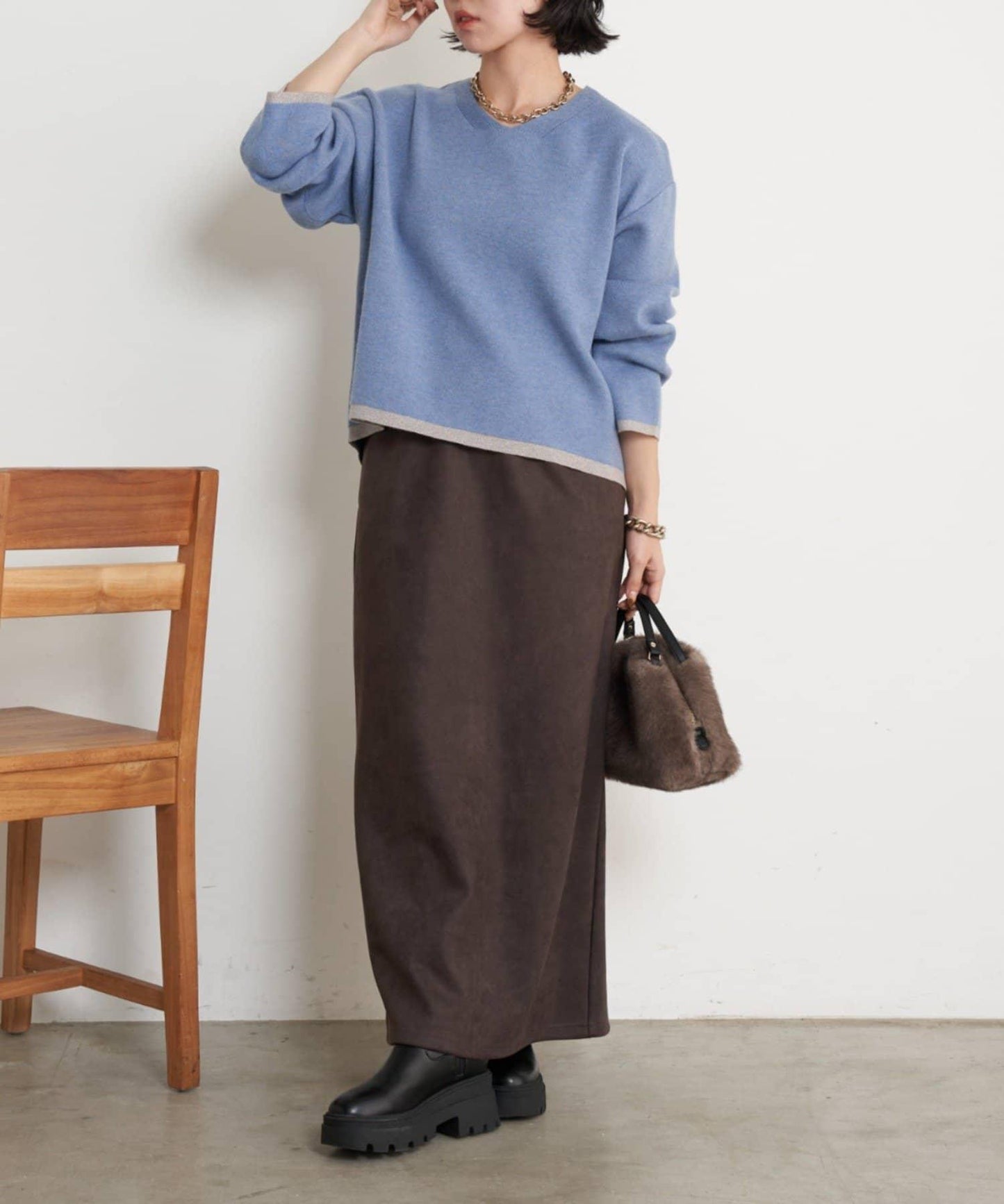 亮絲線V領針織衫