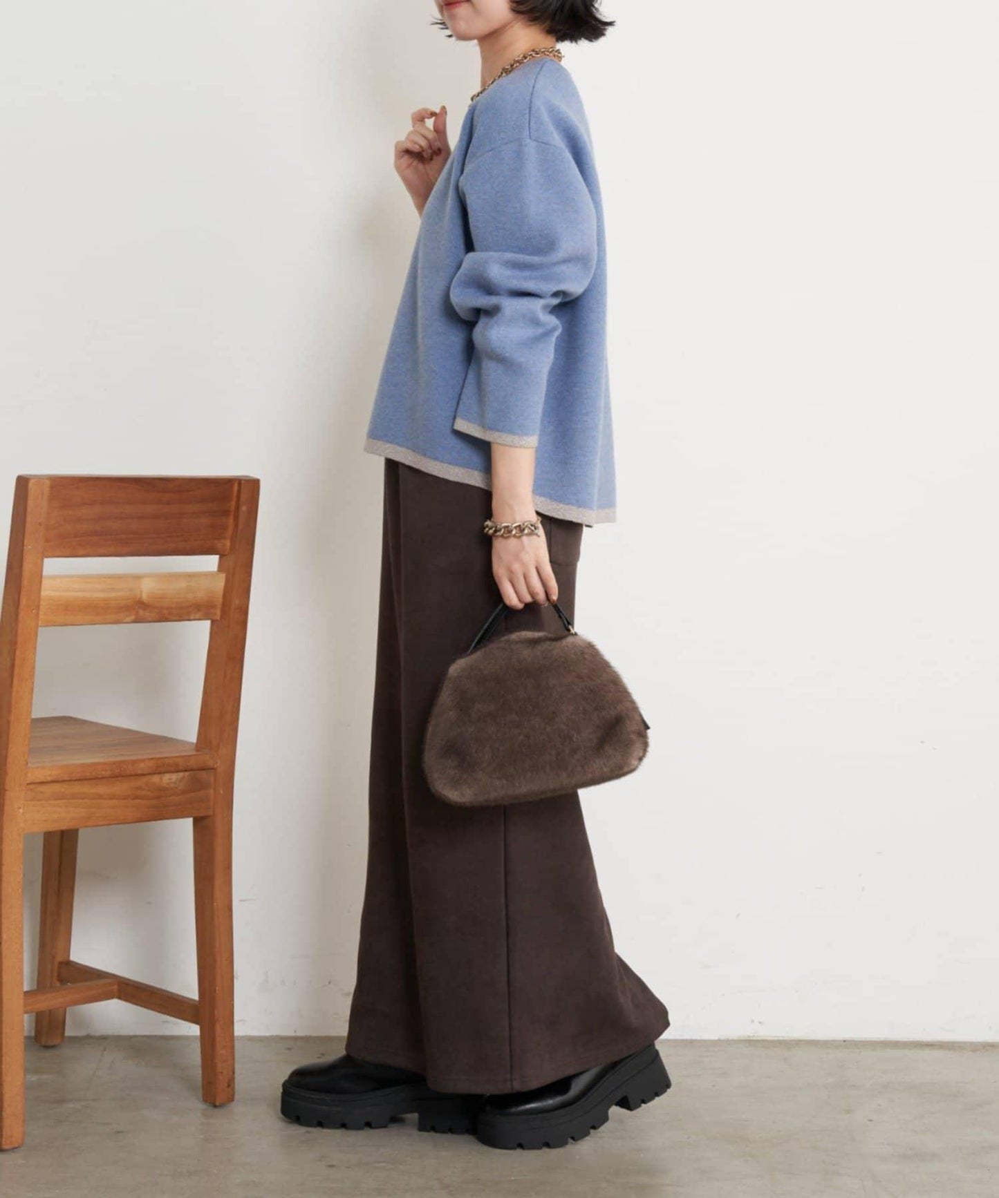 亮絲線V領針織衫