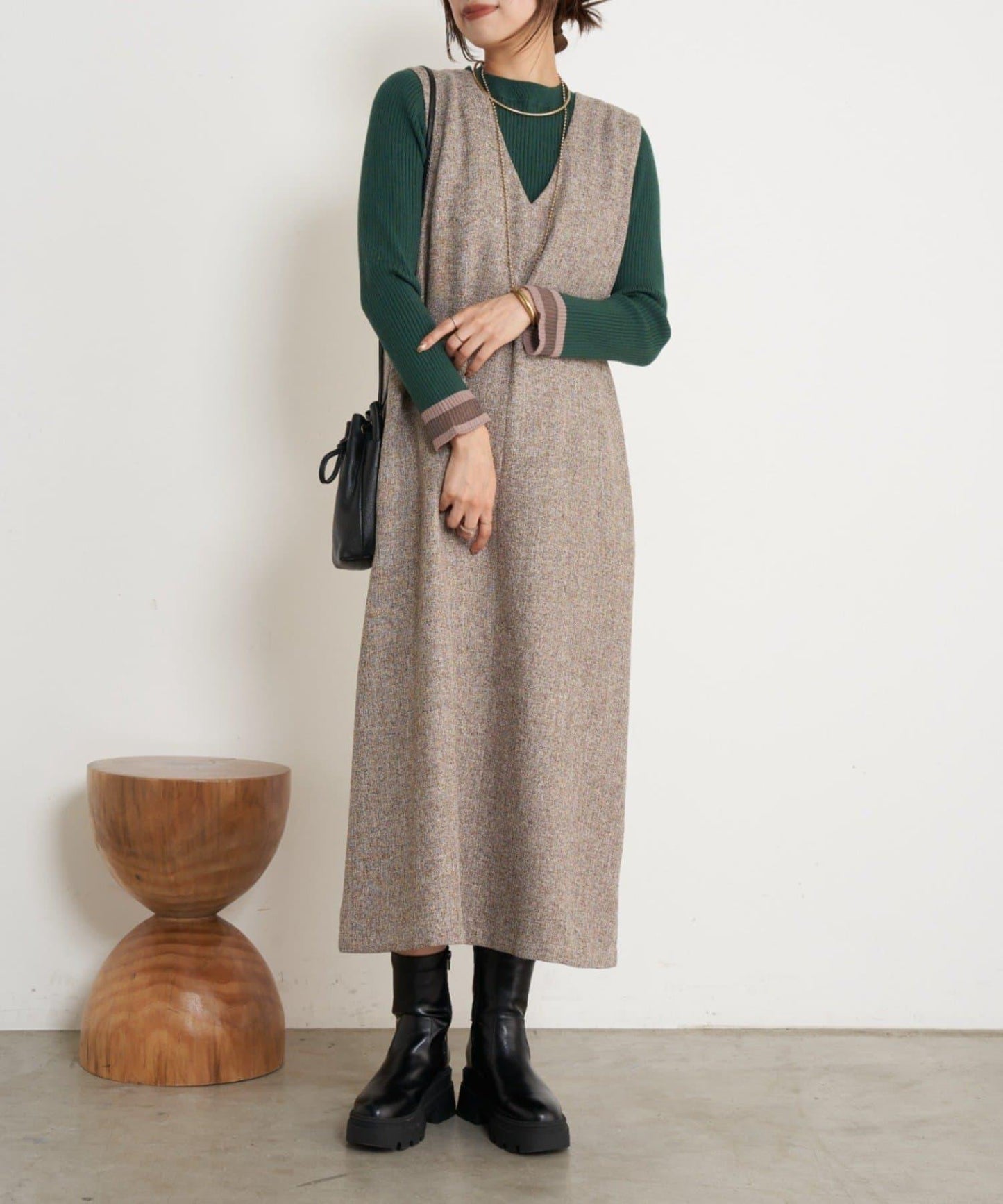 袖部透視拼接羅紋針織衫