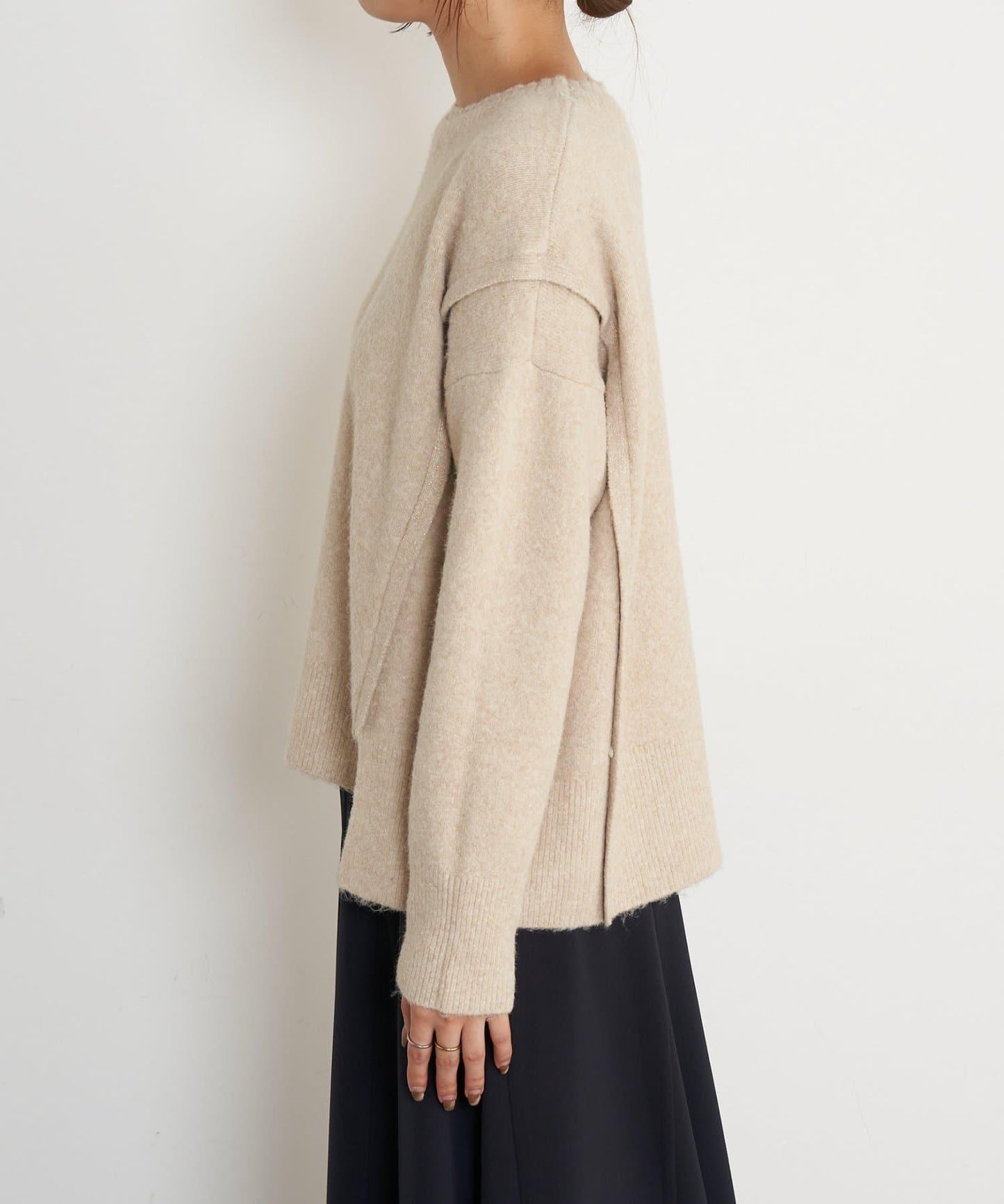 寬鬆不規則針織衫