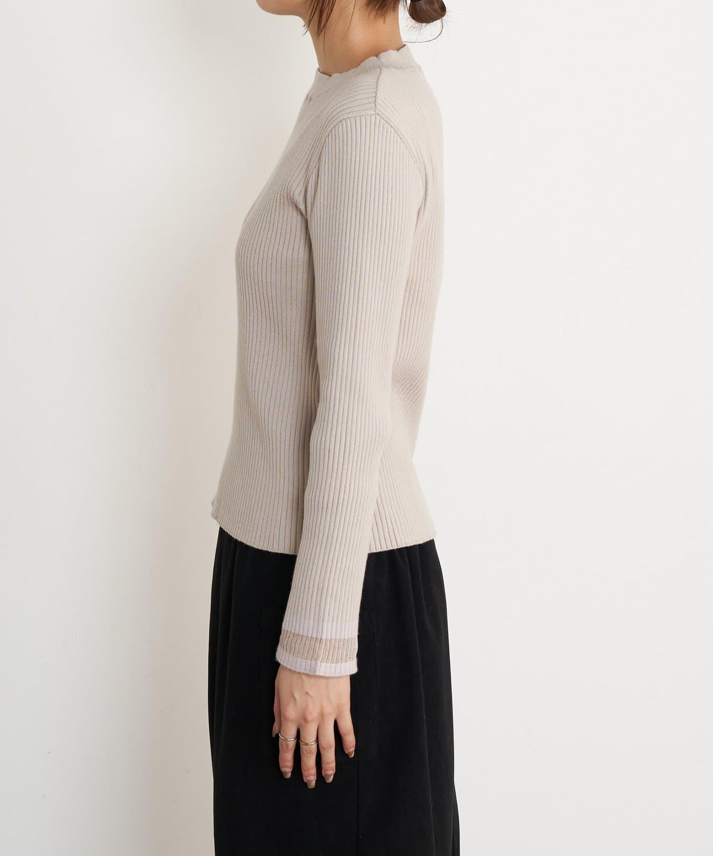 袖部透視拼接羅紋針織衫