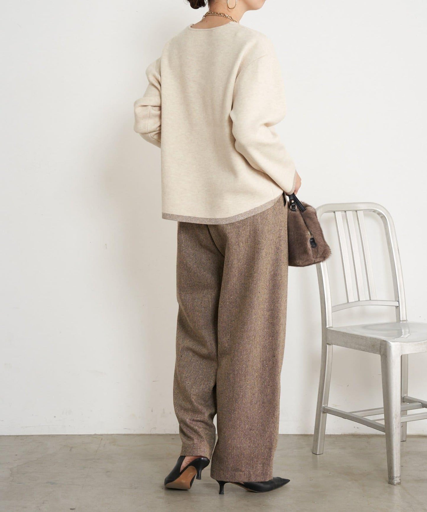 亮絲線V領針織衫