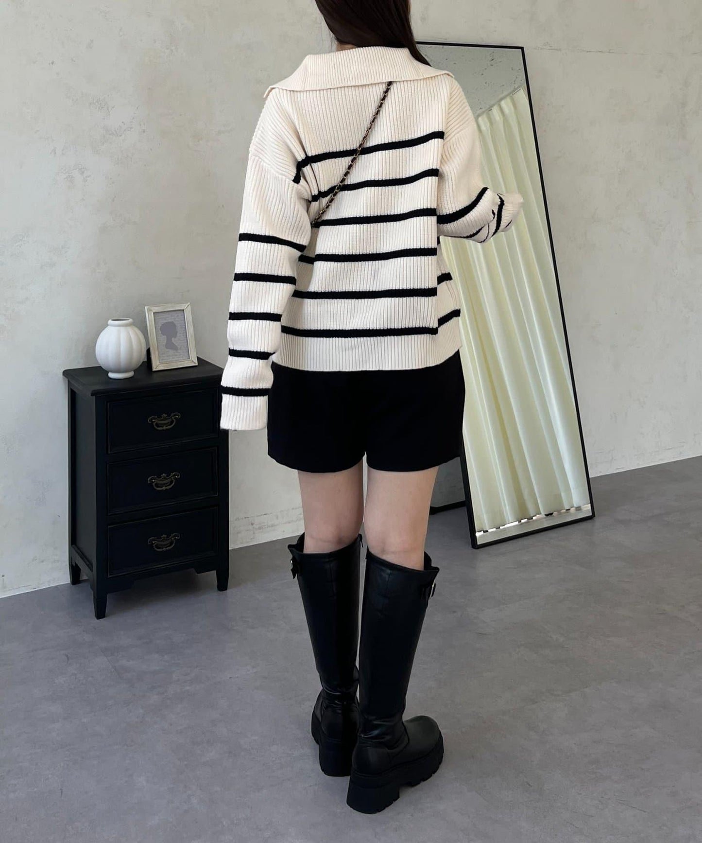 徽章標誌半拉鍊條紋針織衫