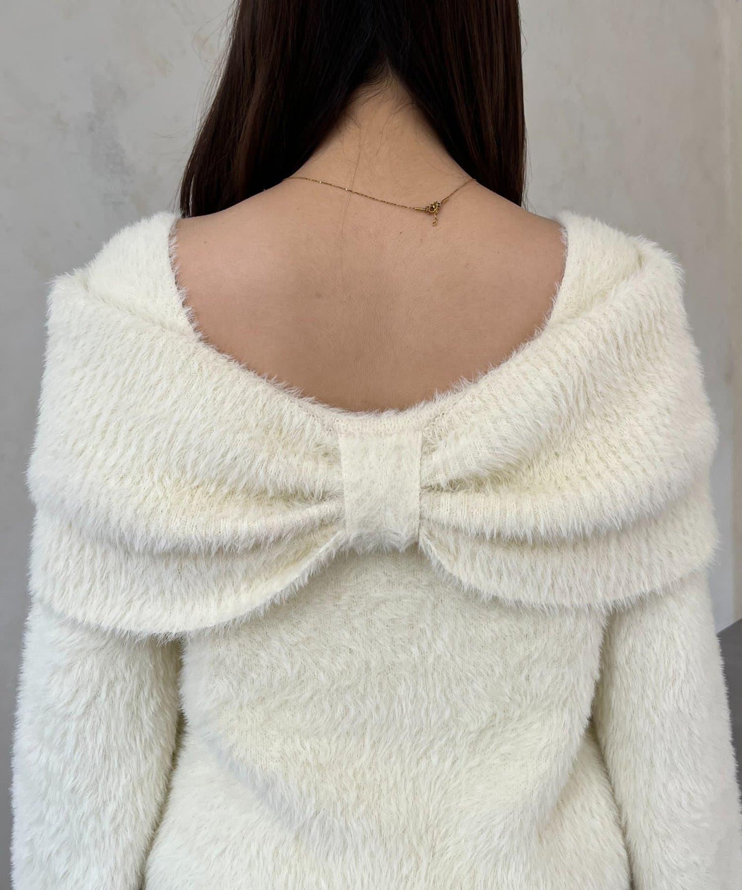 【前後兩穿】一字肩蝴蝶結毛絨針織衫