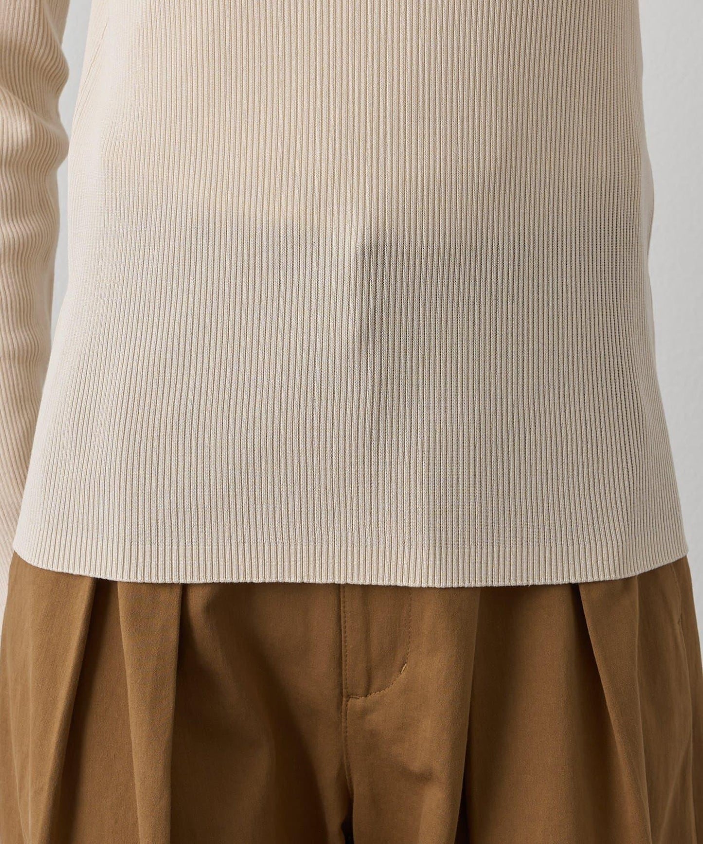 基礎款圓領針織衫