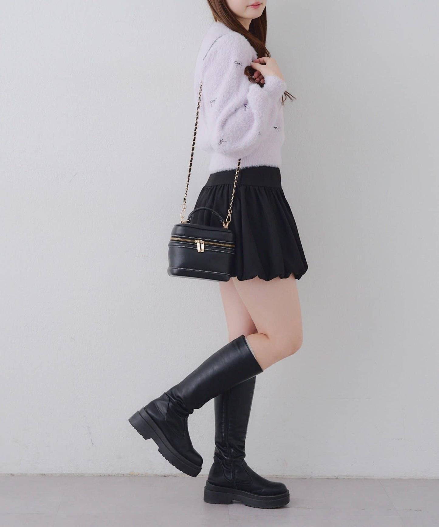 蝴蝶結刺繡羽毛針織衫