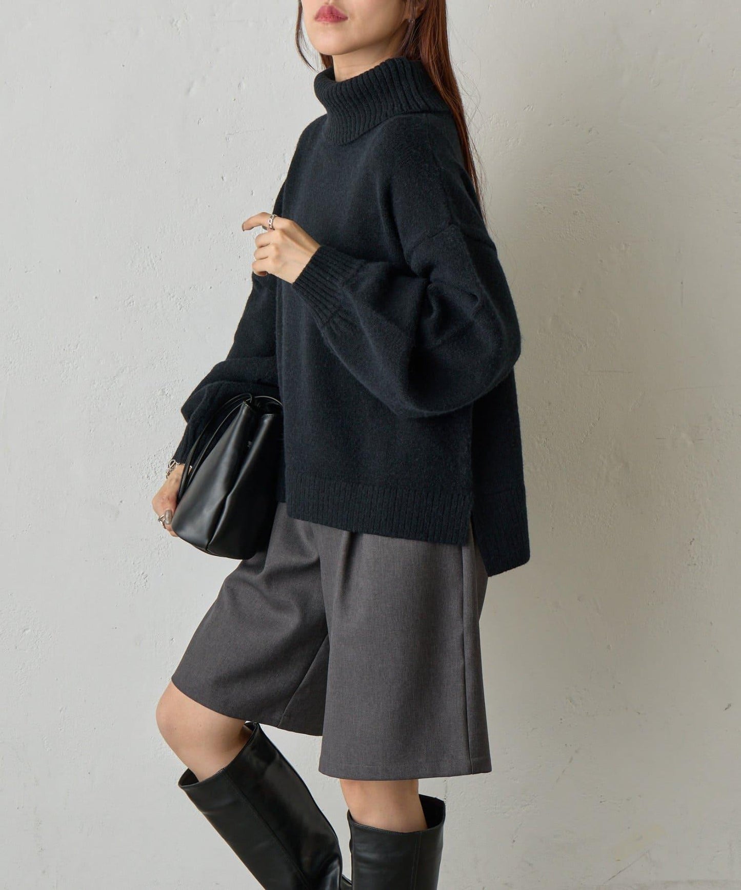 寬鬆柔軟高領針織衫