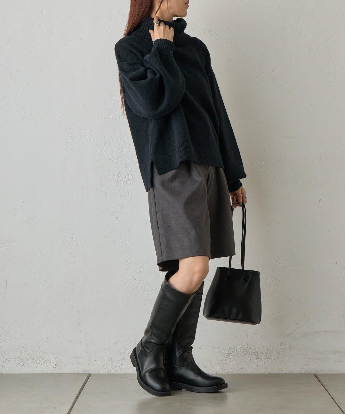 寬鬆柔軟高領針織衫