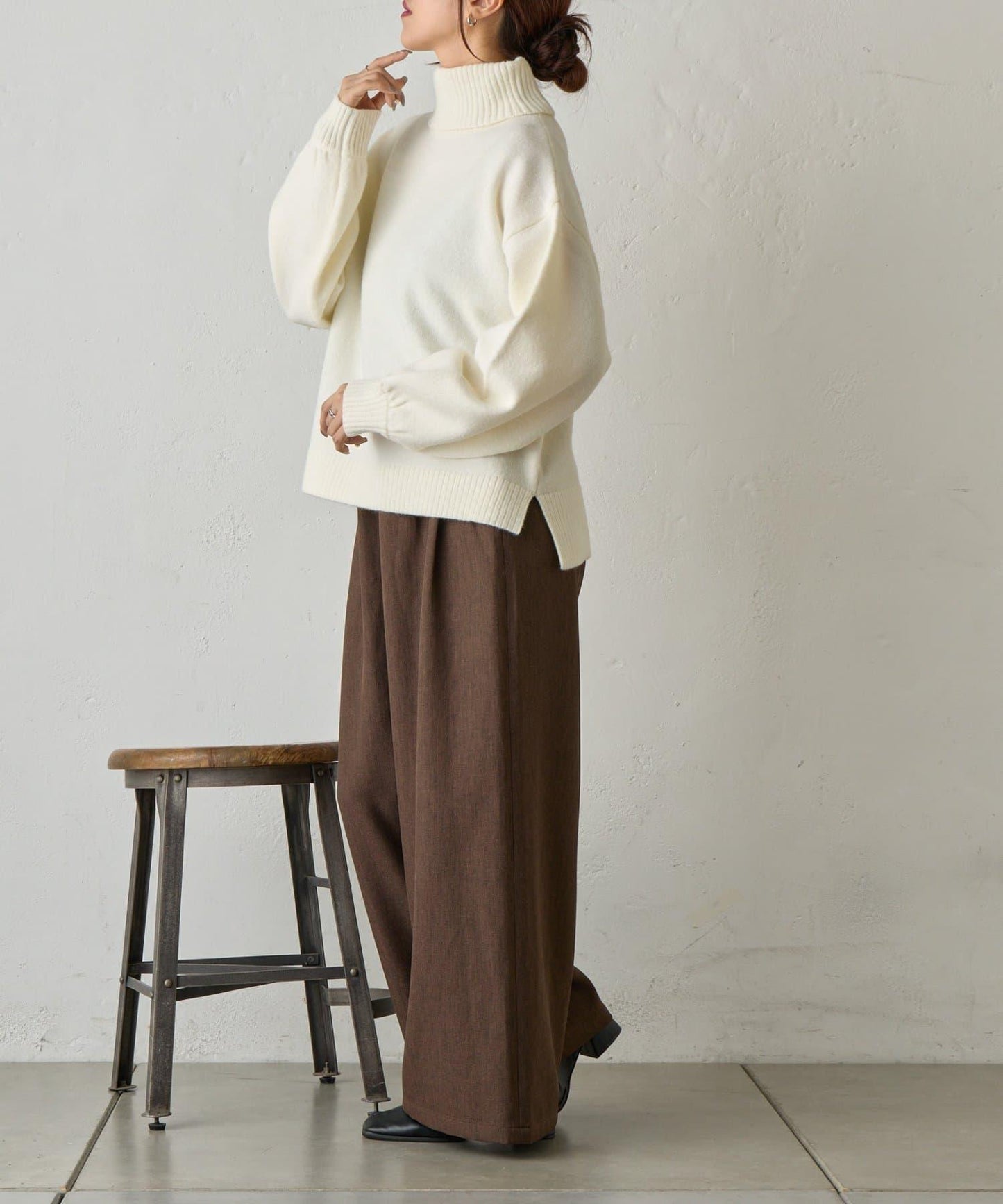 寬鬆柔軟高領針織衫