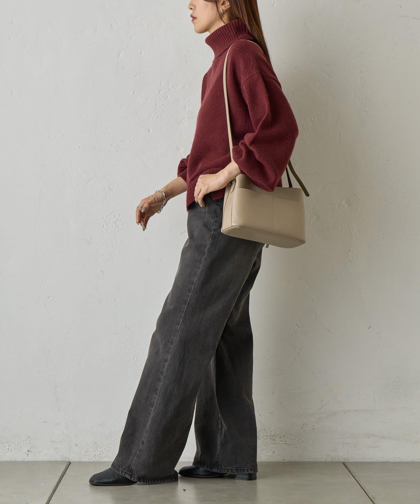 寬鬆柔軟高領針織衫