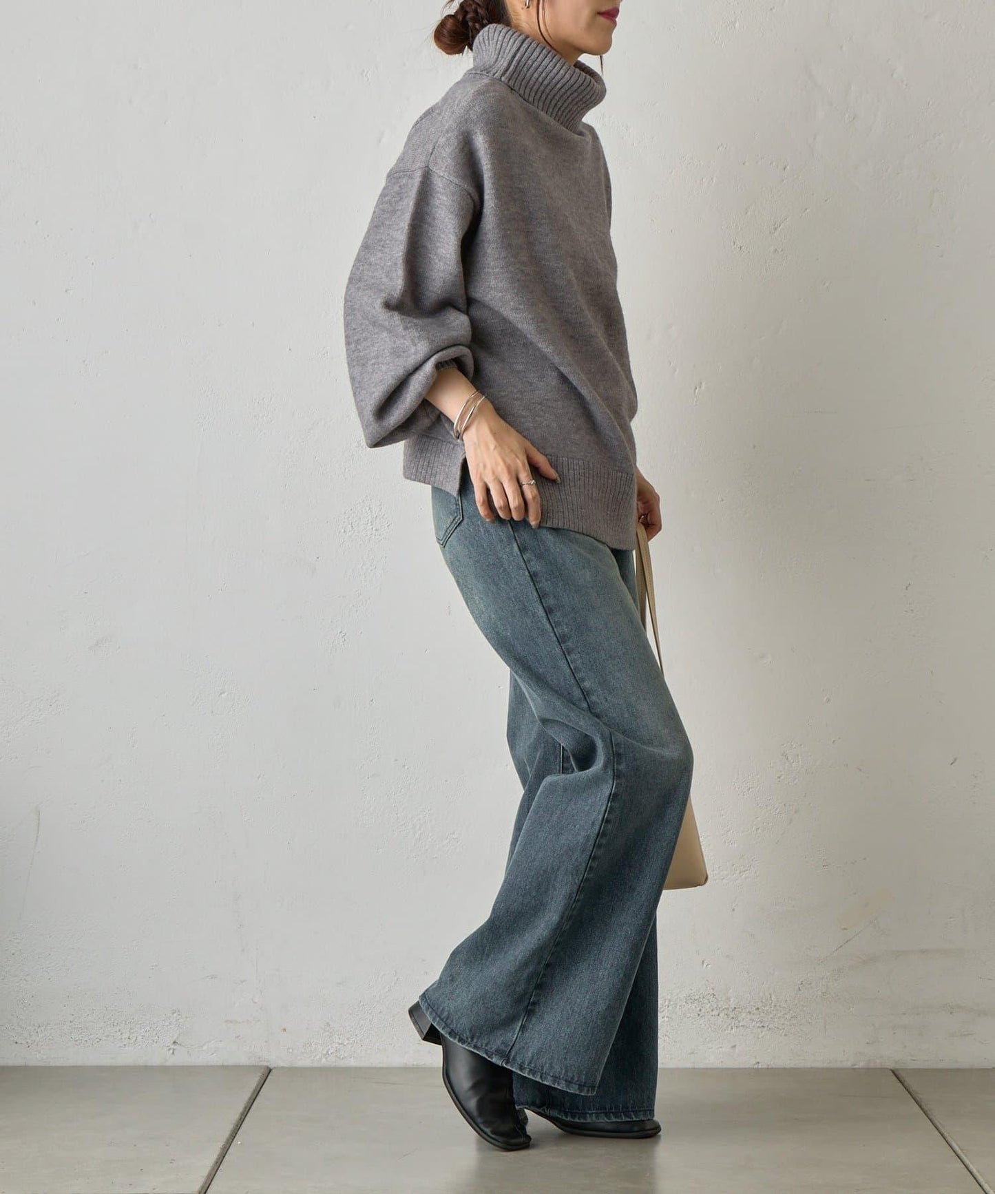 寬鬆柔軟高領針織衫