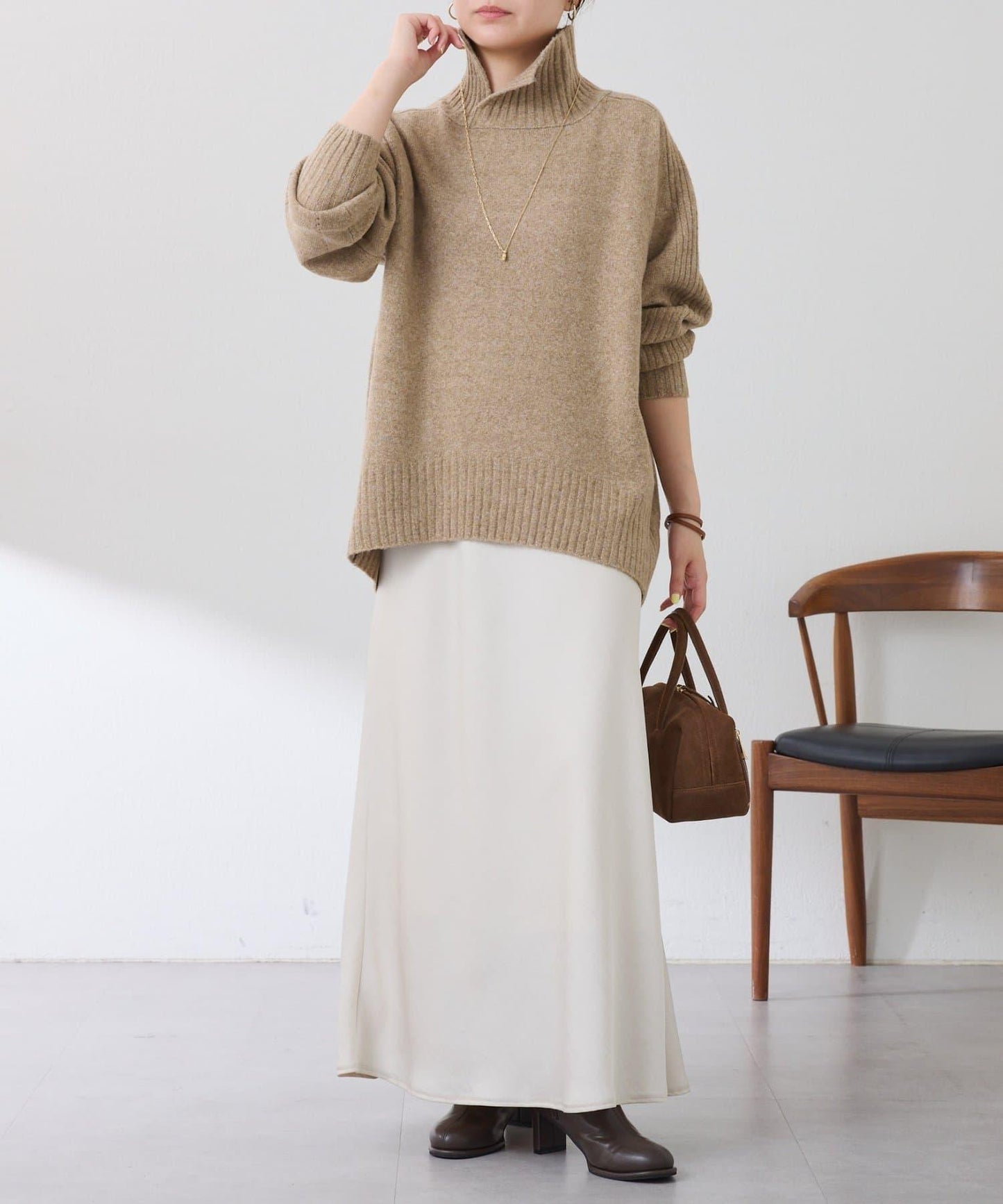 【可水洗針織】羊毛混紡開叉高領針織衫