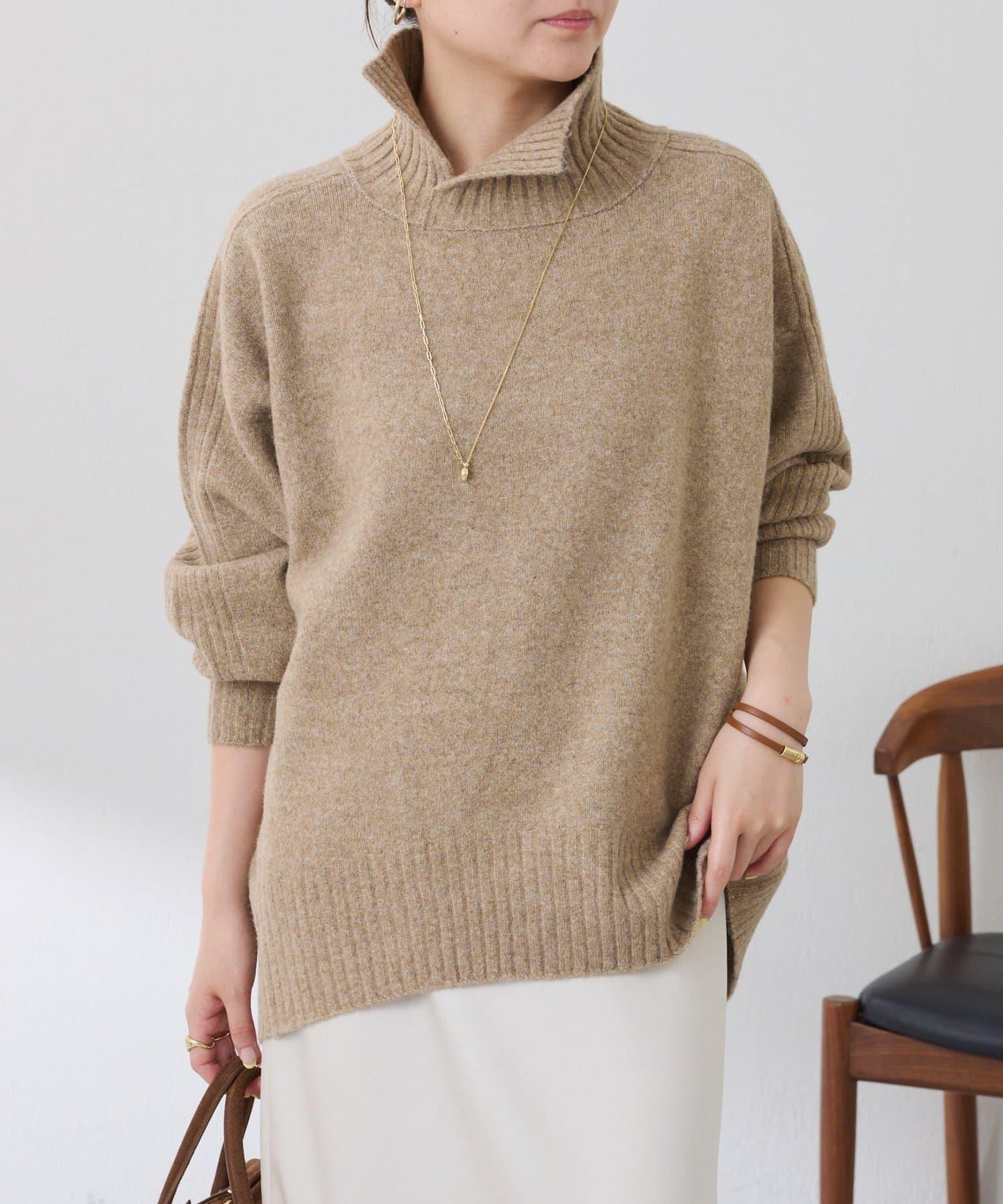 【可水洗針織】羊毛混紡開叉高領針織衫