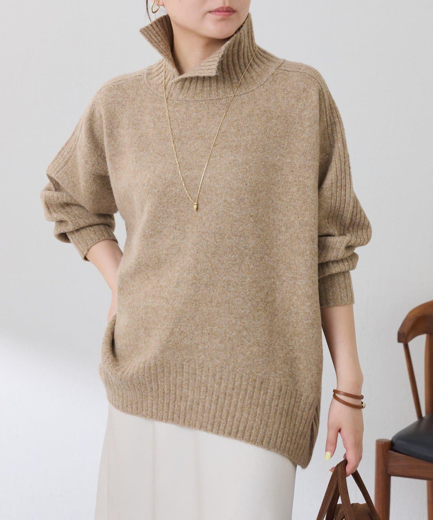 【可水洗針織】羊毛混紡開叉高領針織衫