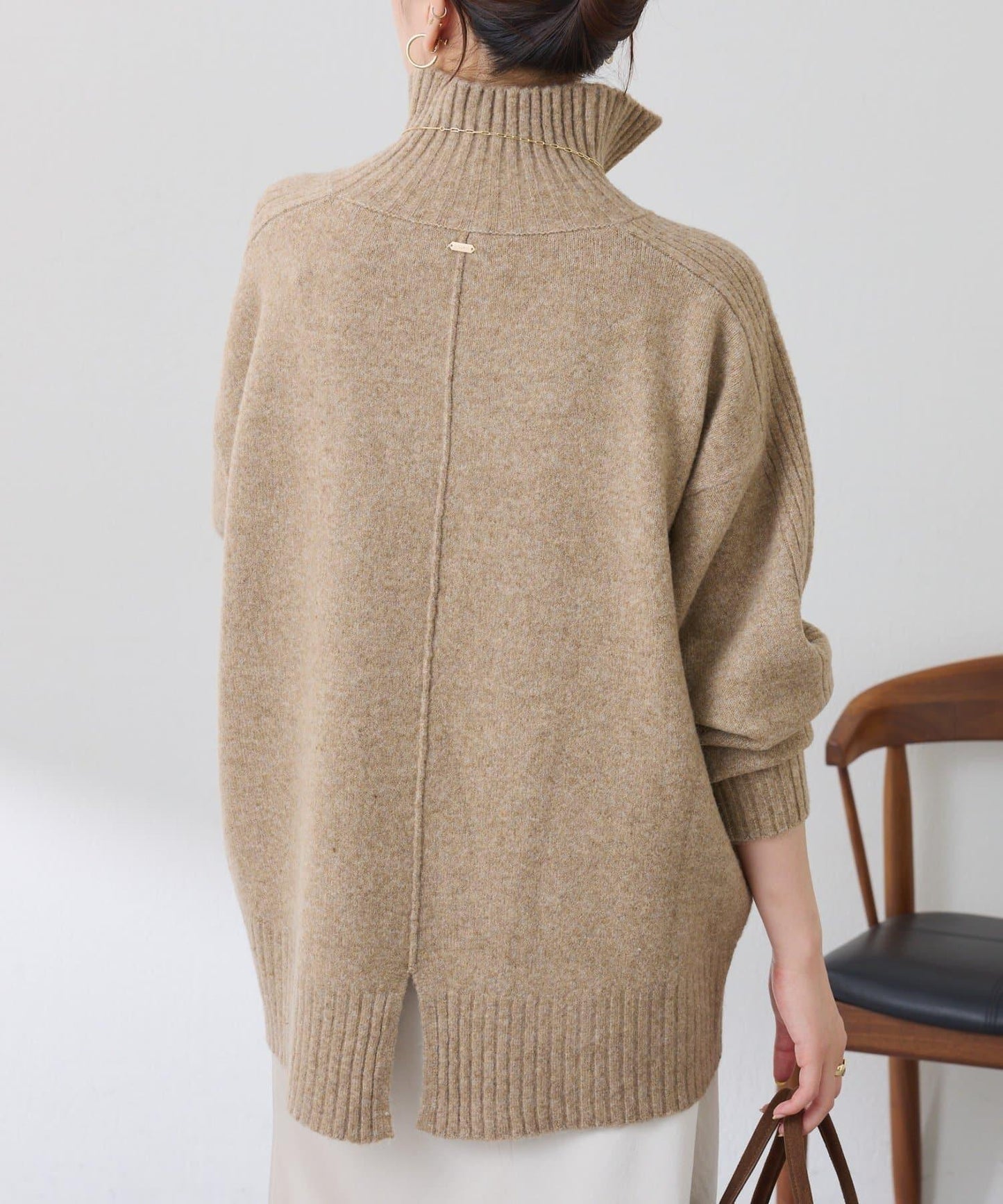 【可水洗針織】羊毛混紡開叉高領針織衫
